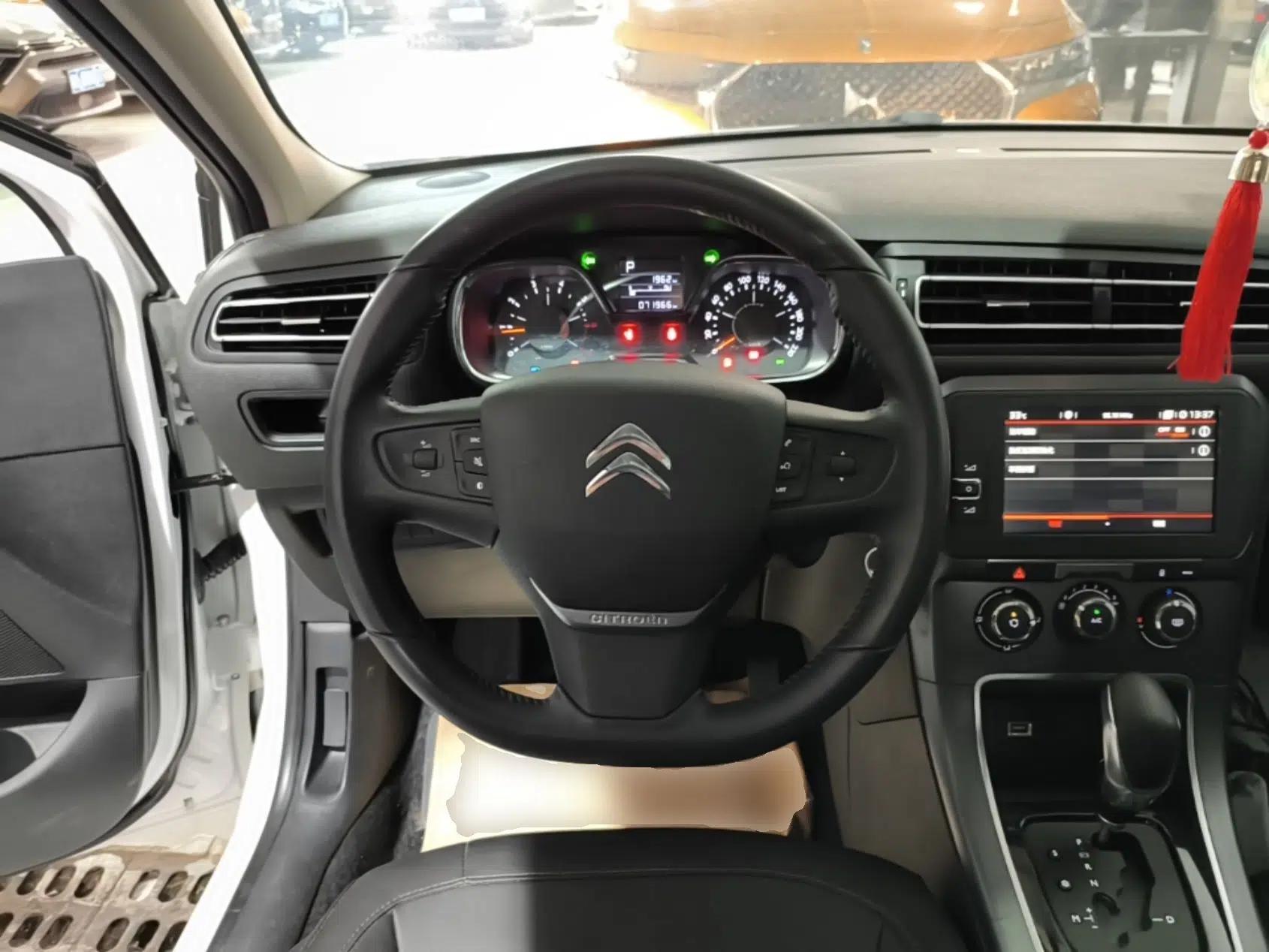 Citroen C4 Sega 2018 1.6L Automatic Luxury Model — миниатюра 13