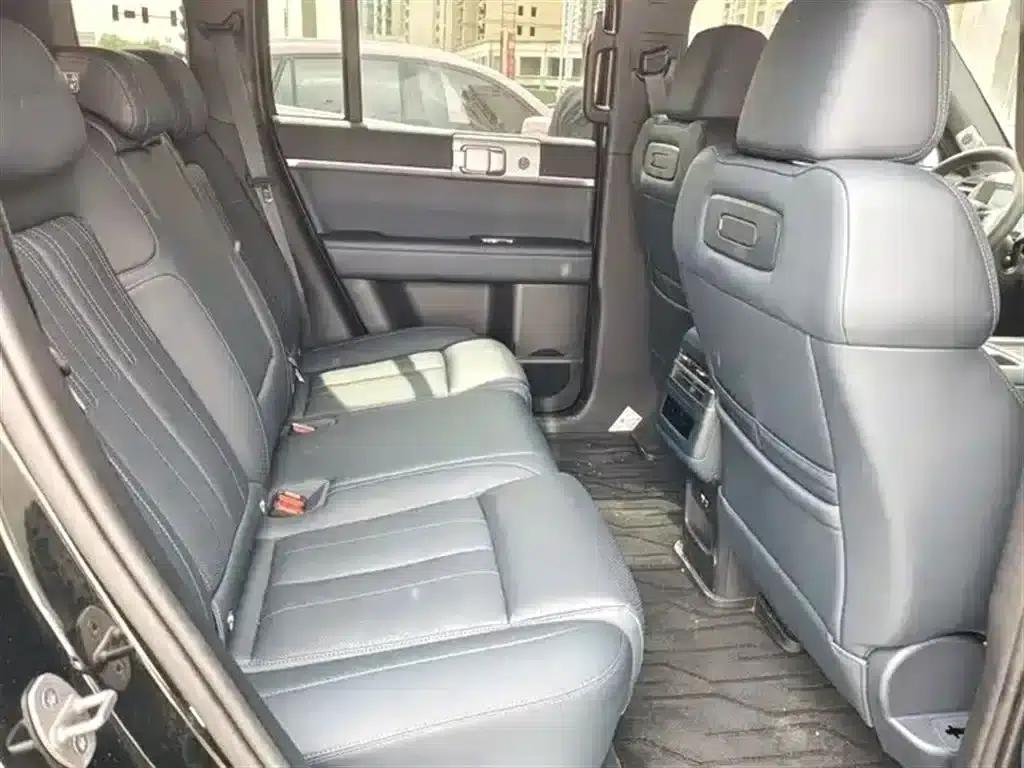 Titanium 7 2025 Model 200KM 2WD Max Edition — миниатюра 15