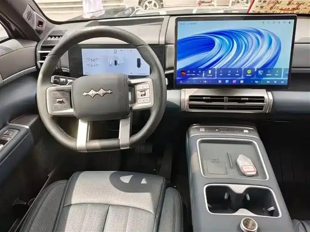 Titanium 7 2025 Model 200KM 2WD Max Edition — миниатюра 18