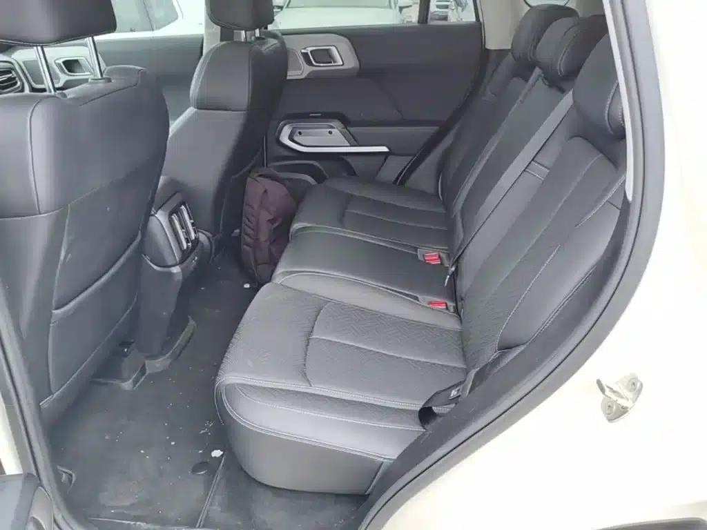 Titanium 3 2025 Model 501KM AWD Ultra Edition — миниатюра 17
