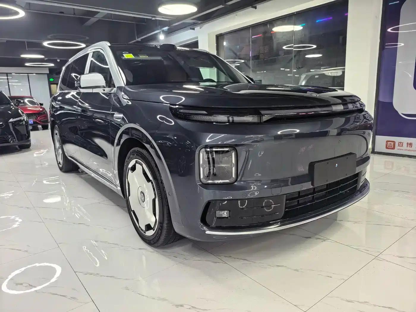 Leapmotor D19 2026 Range Extended 500 Smart Edition (7-seater) — миниатюра 3