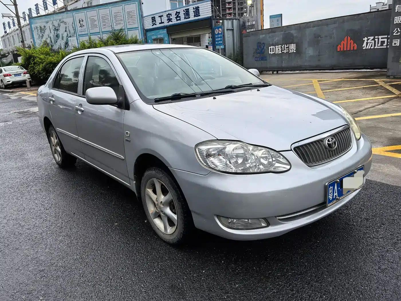 Corolla 2009 1.6L Manual Special Edition — миниатюра 3