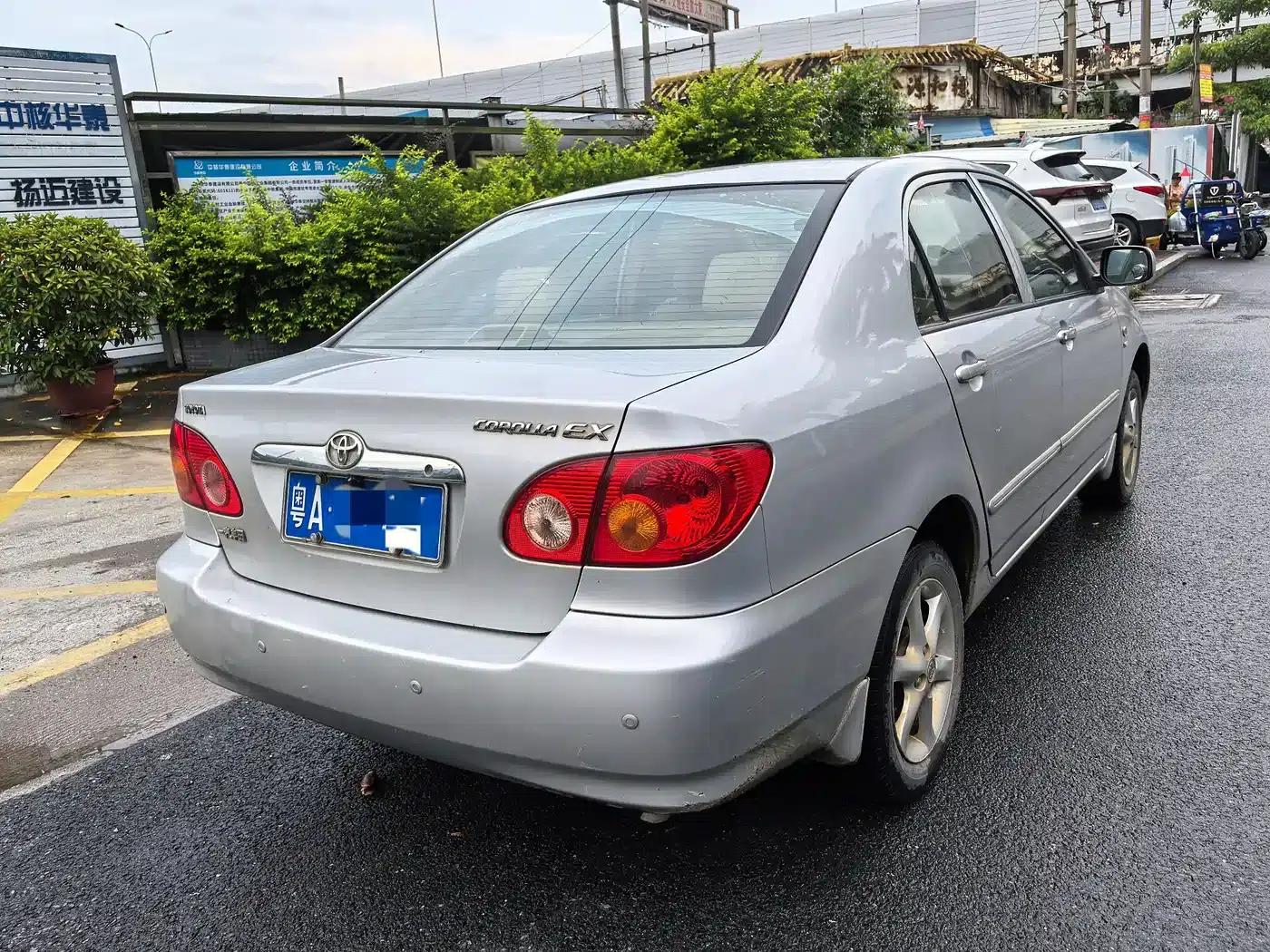 Corolla 2009 1.6L Manual Special Edition — миниатюра 7