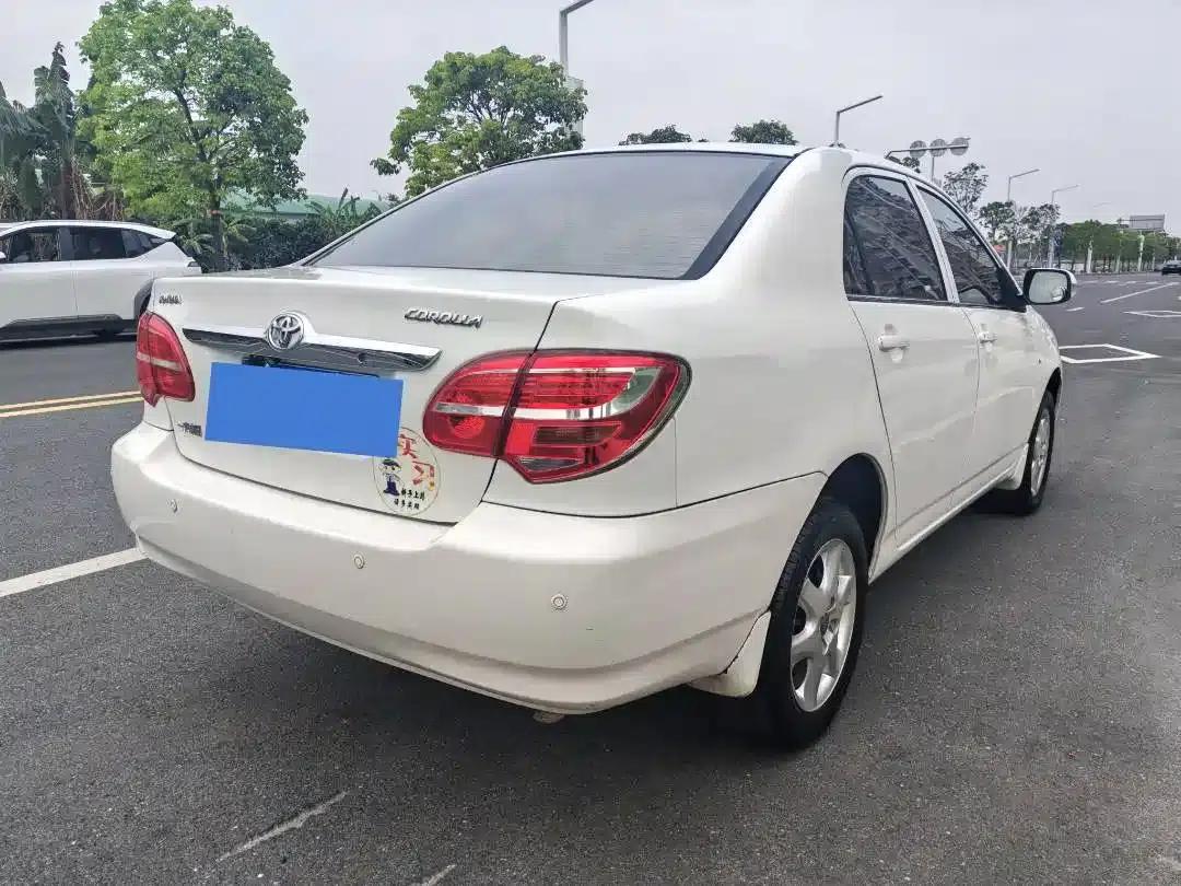 Corolla 2013 1.6L Automatic Premium Edition — миниатюра 4