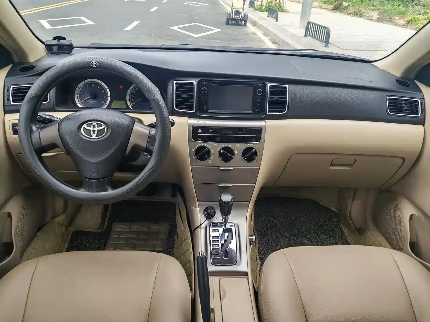 Corolla 2013 1.6L Automatic Premium Edition — миниатюра 7