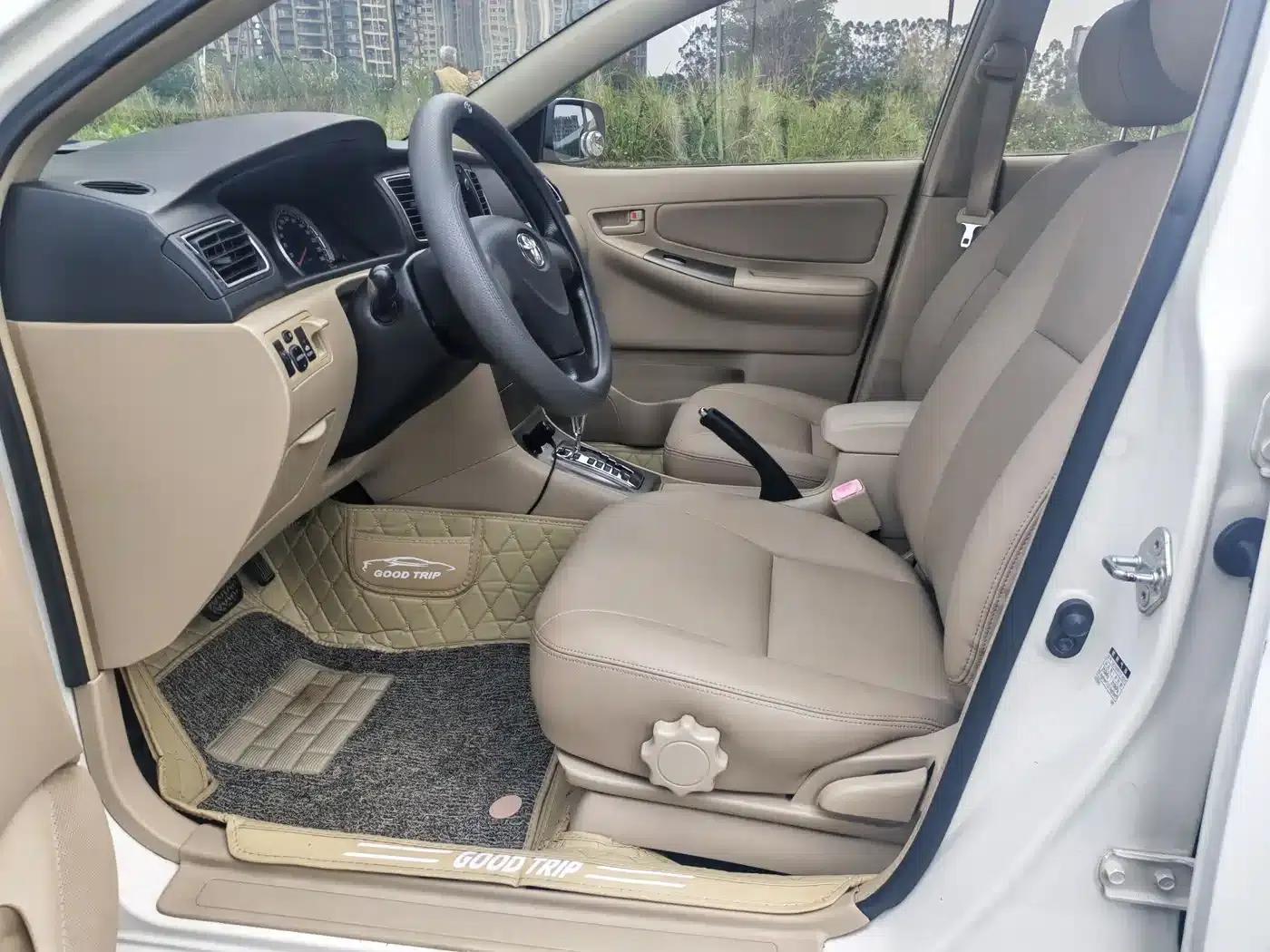 Corolla 2013 1.6L Automatic Premium Edition — миниатюра 8
