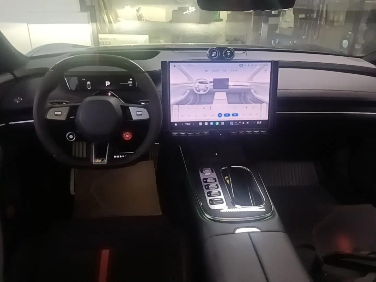 Xiaomi Auto SU7 Ultra 2025 Ultra Model — миниатюра 12