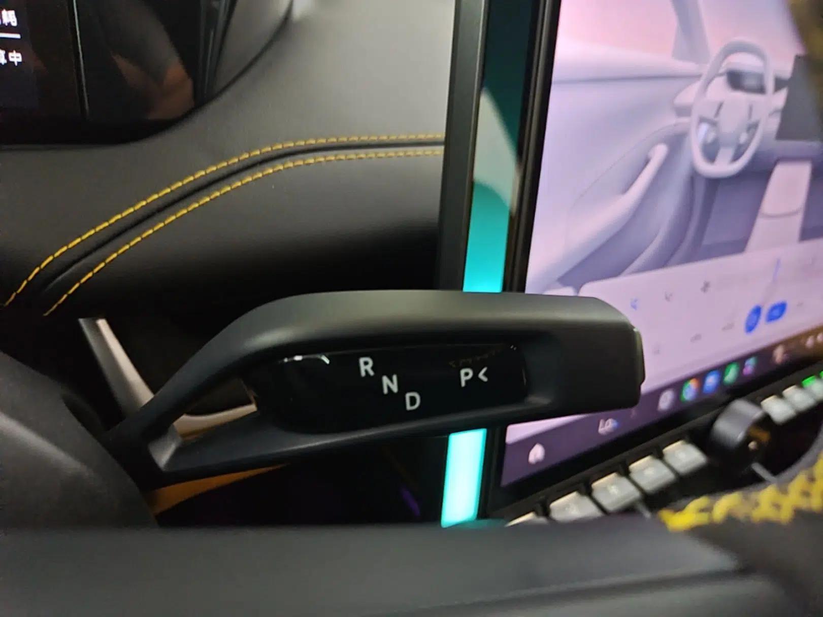 Xiaomi Auto SU7 Ultra 2025 Ultra Model — миниатюра 16