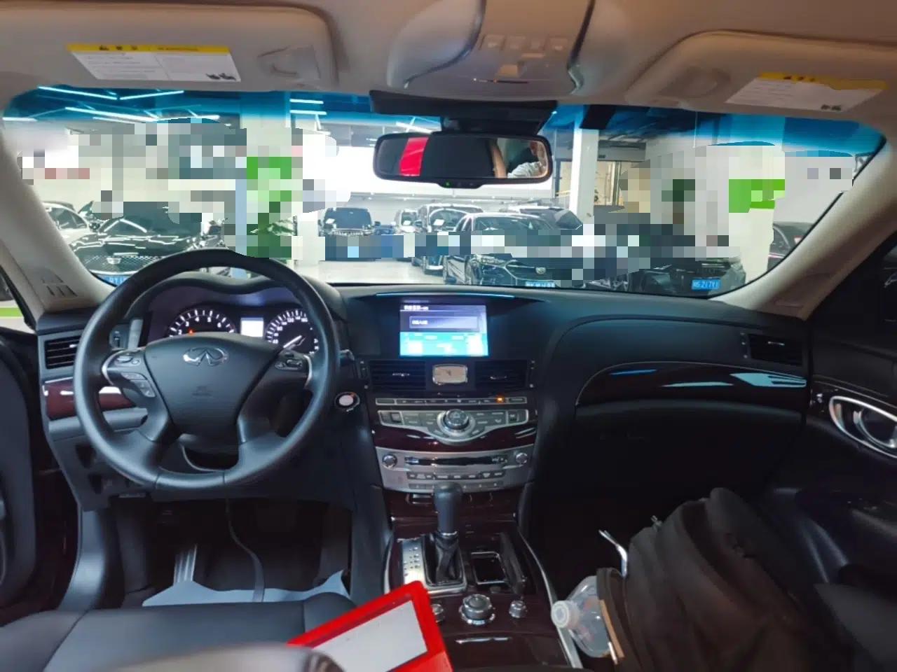 Infiniti Q70 2019 Q70L 2.0T Elite Plus Version — миниатюра 19