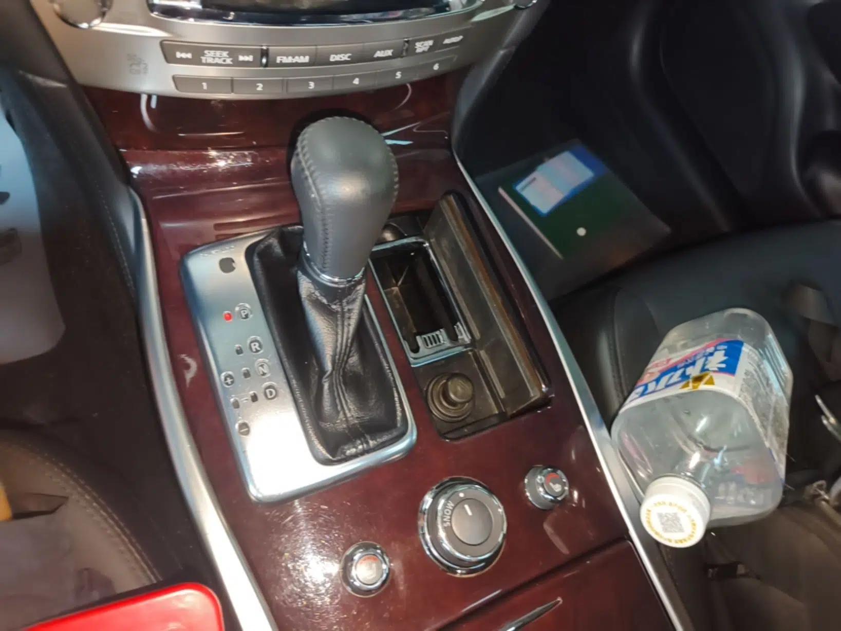 Infiniti Q70 2019 Q70L 2.0T Elite Plus Version — миниатюра 23