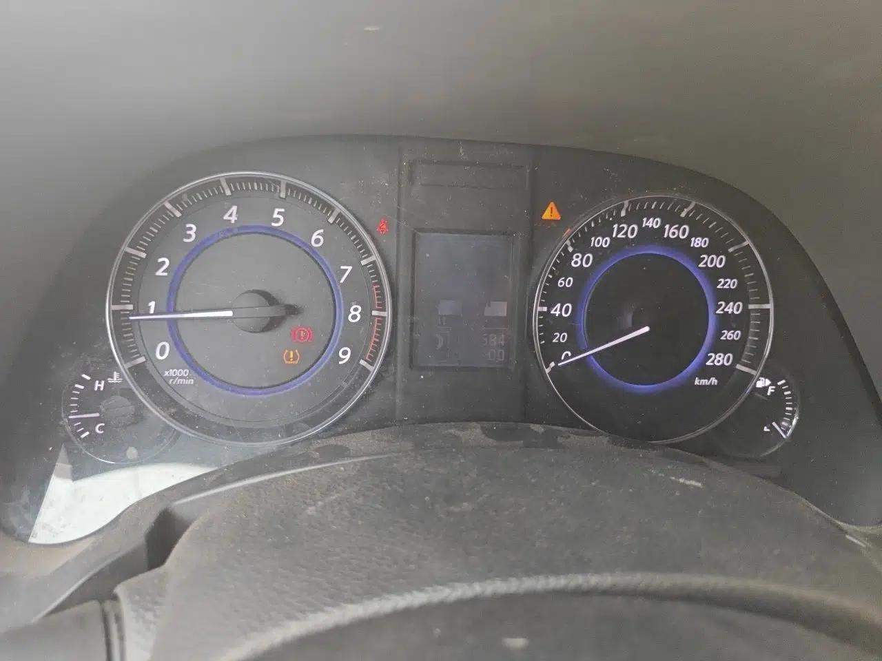 Infiniti QX70 2013 3.7L Standard Edition — миниатюра 11