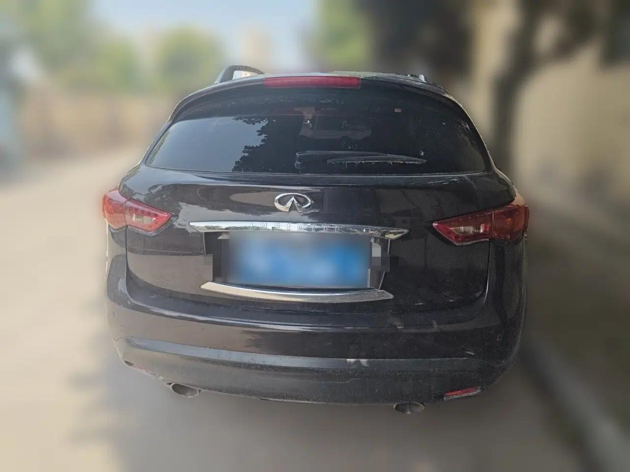 Infiniti QX70 2013 3.7L Standard Edition — миниатюра 5