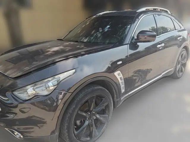 Infiniti QX70 2013 3.7L Standard Edition
