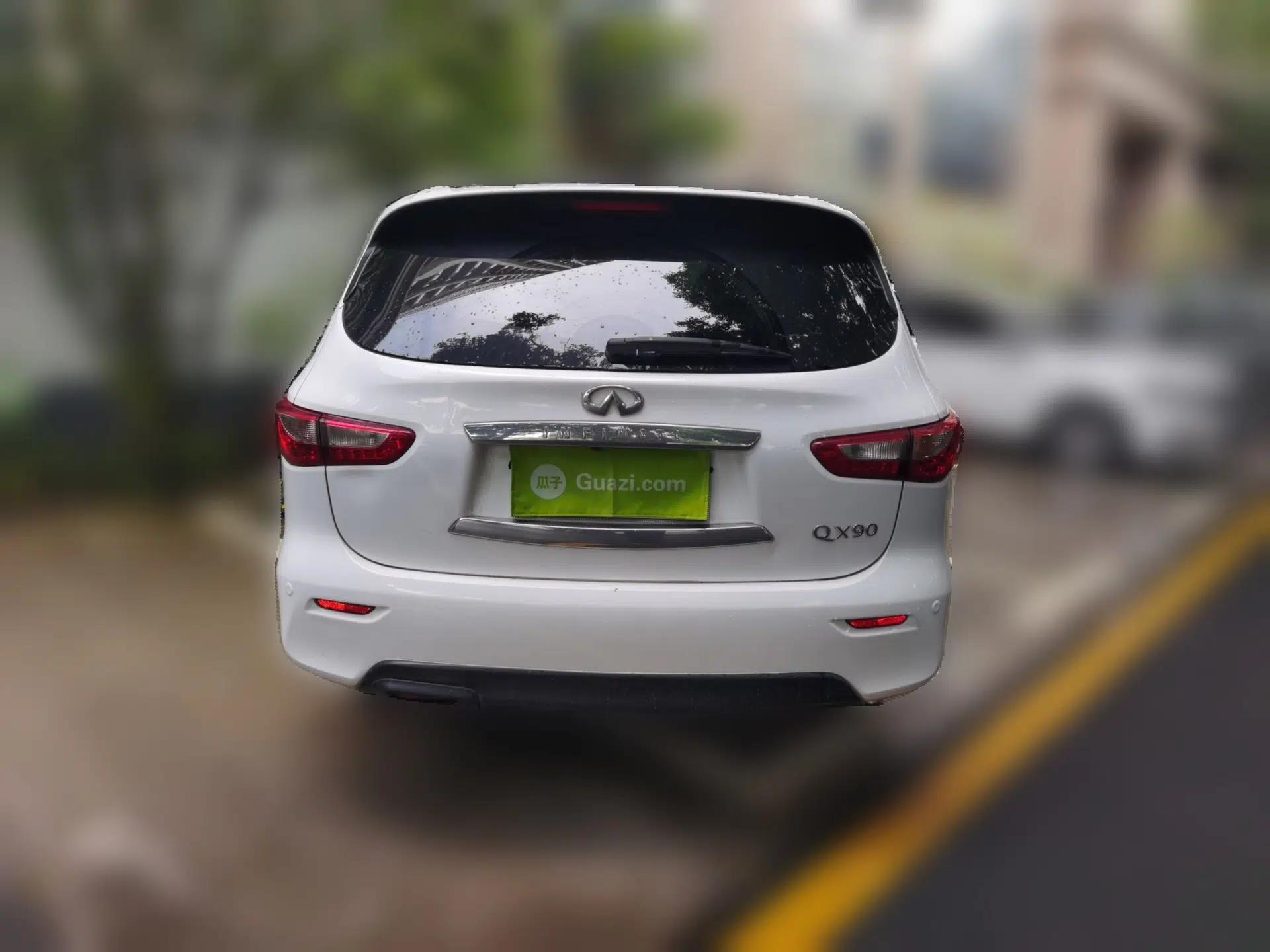 Infiniti JX 2013 JX35 Two-Wheel-Drive Excellence Edition — миниатюра 5