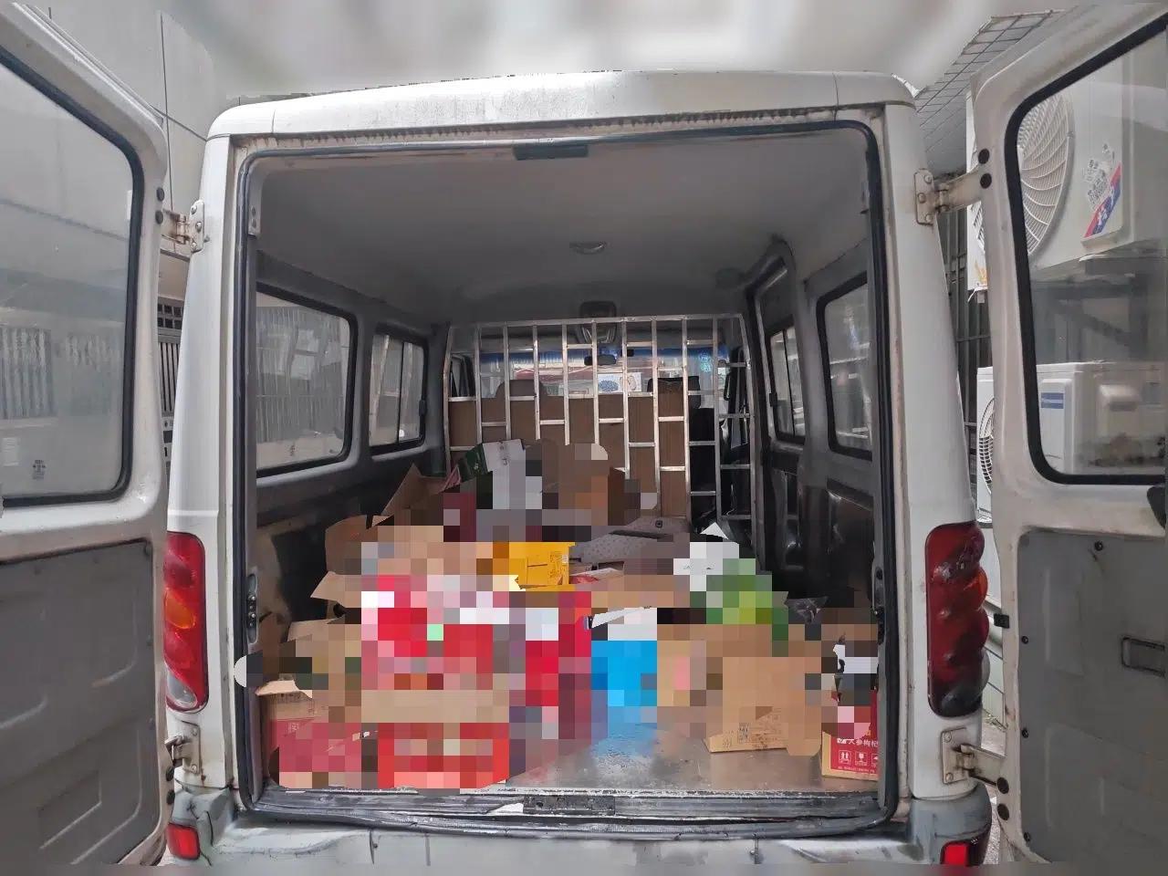 Iveco Power Daily 2013 2.5T manual diesel 5-seater — миниатюра 19