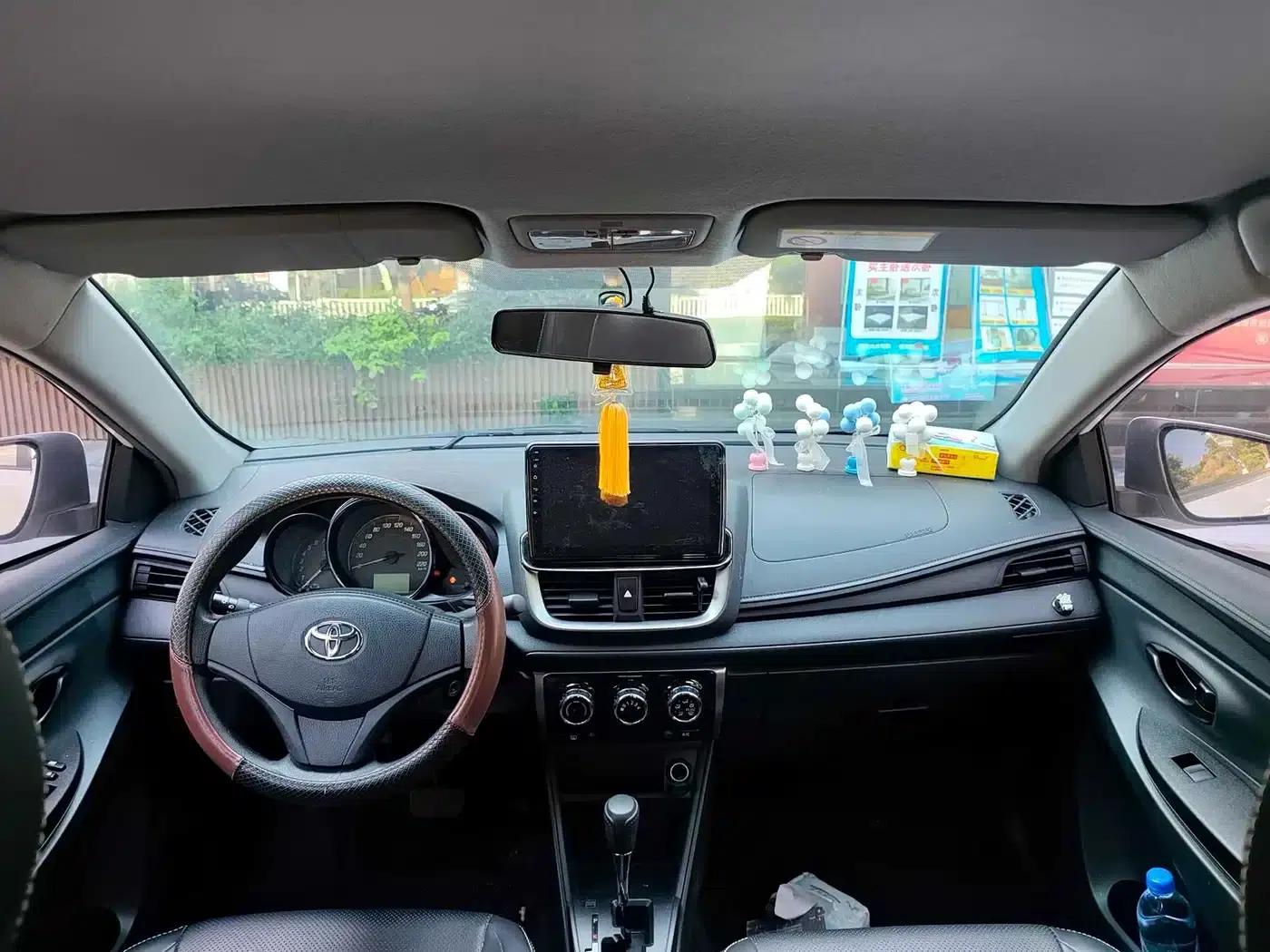 YARiS L 2020 1.5L CVT Leading Edition — миниатюра 3