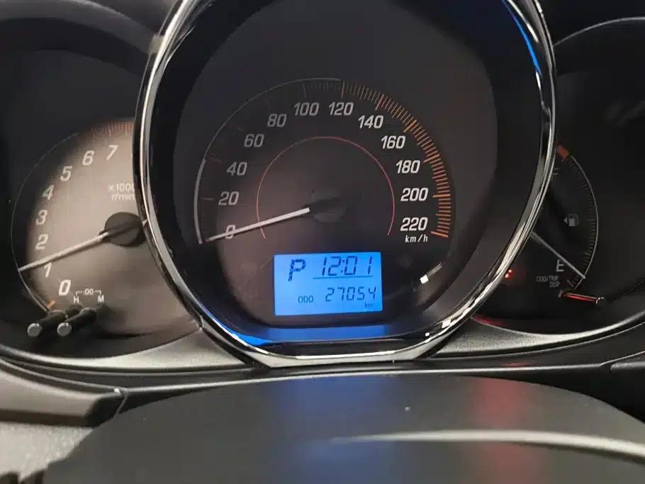 YARiS L 2020 1.5L CVT Leading Edition — миниатюра 14