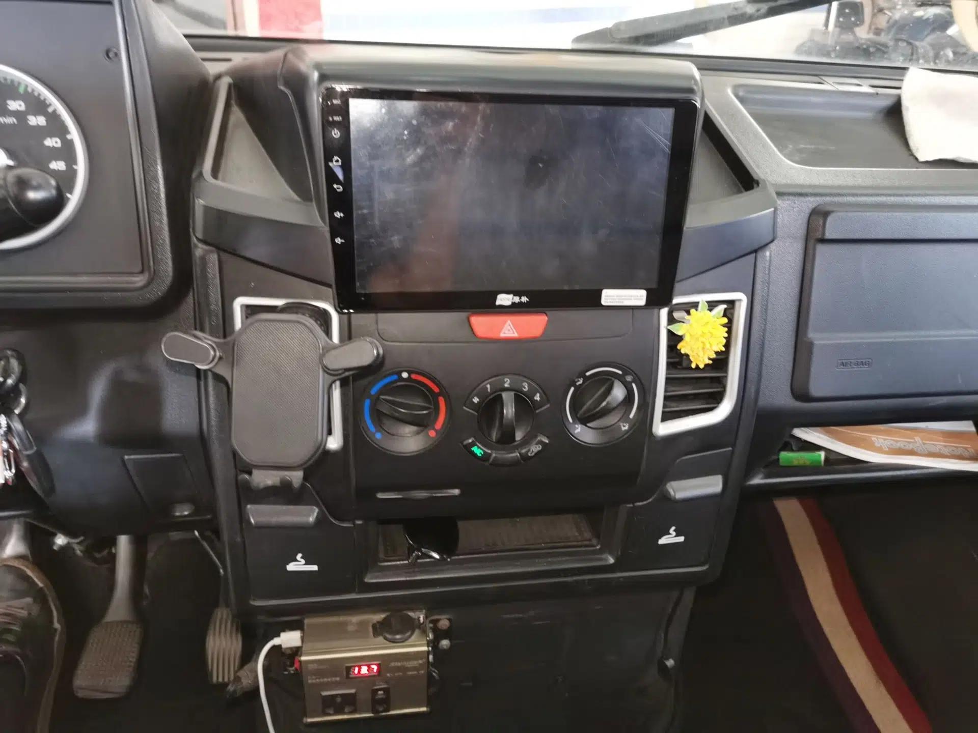 Iveco Daily 2020 2.5T A35 Passenger Van Single-Tire Mid-Roof Design 5-9 Seats China V Emission Standard — миниатюра 13