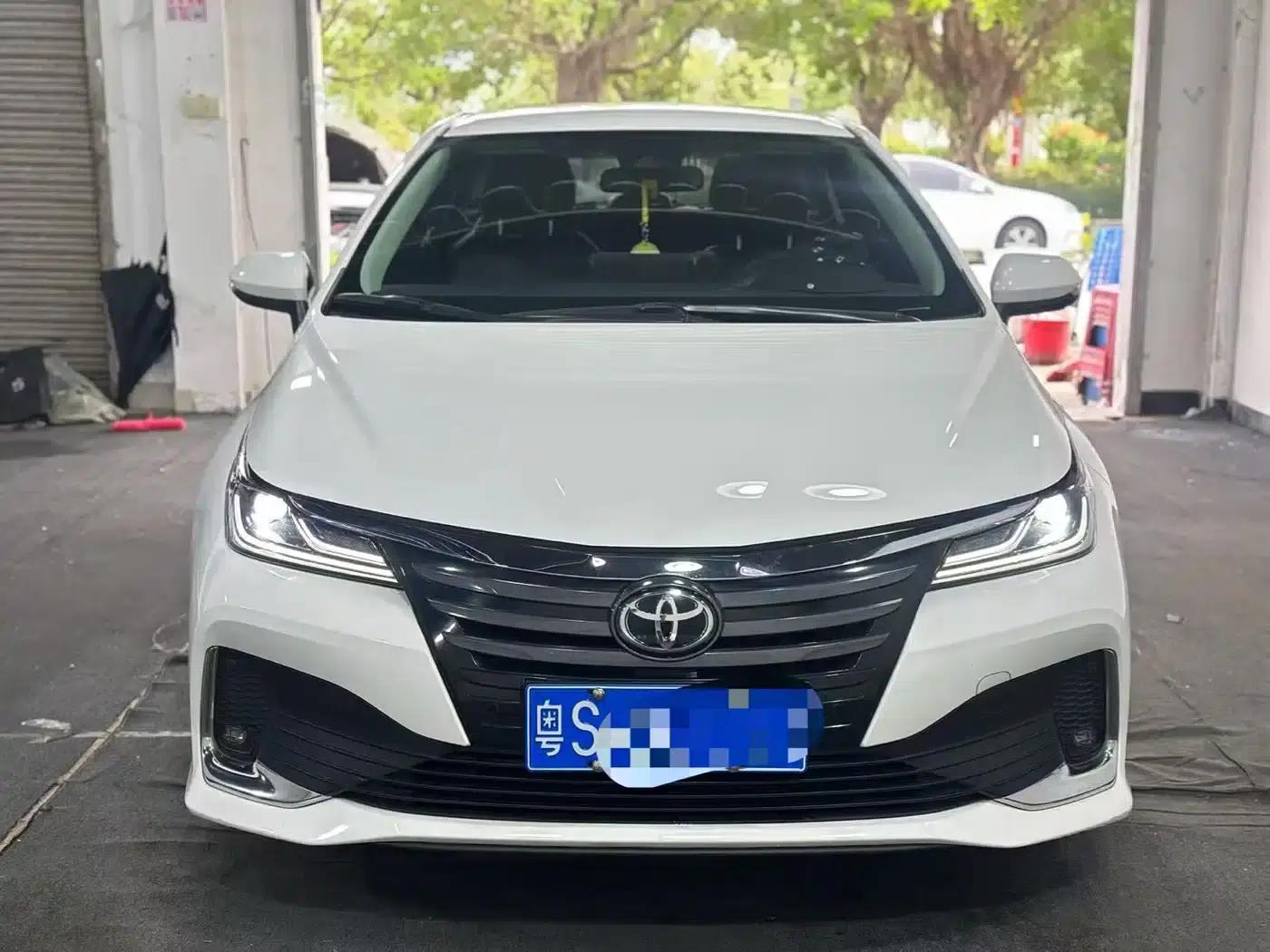 2021 Avalon 2.0L Entry-level Edition — миниатюра 2