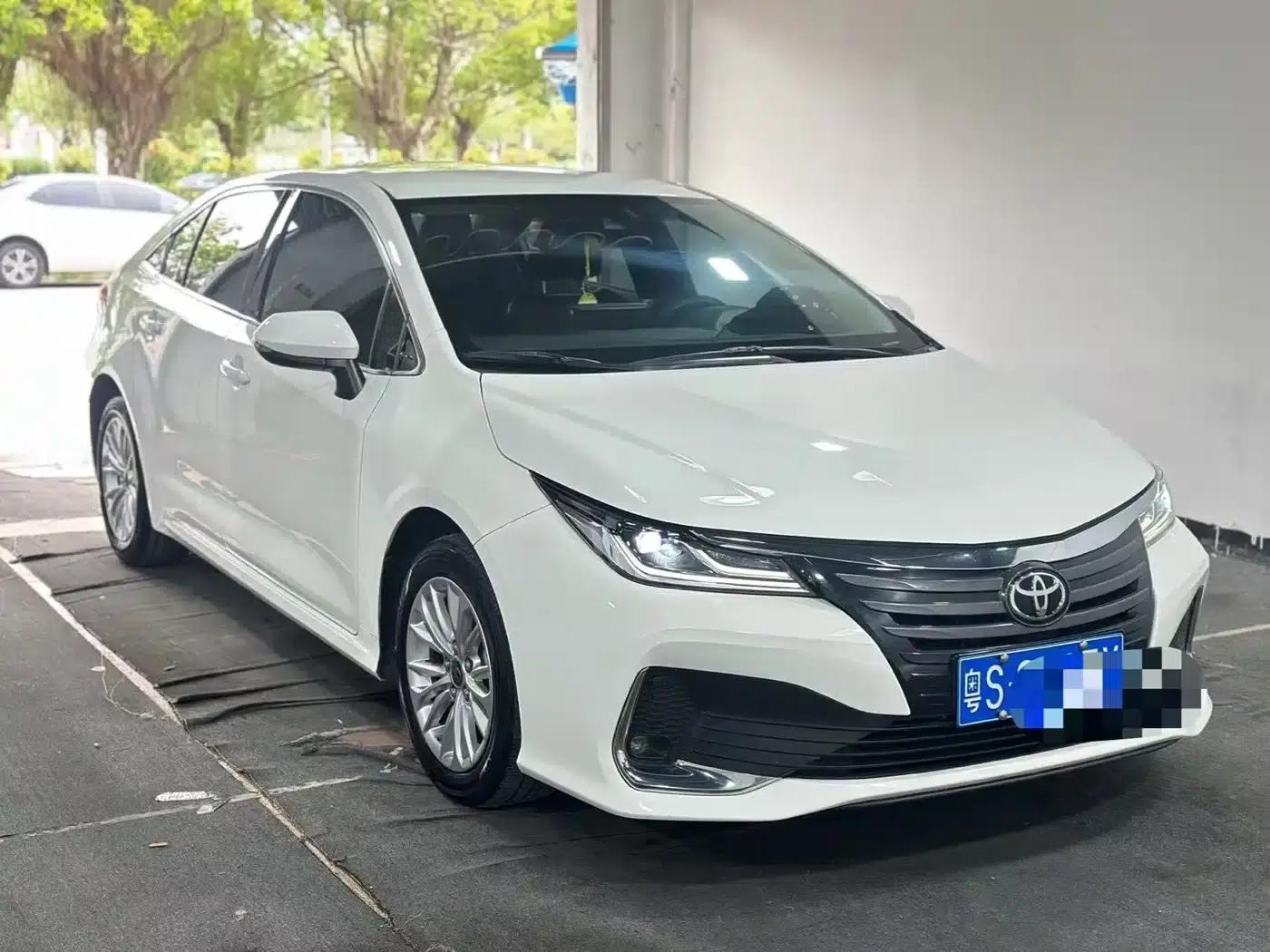 2021 Avalon 2.0L Entry-level Edition — миниатюра 3