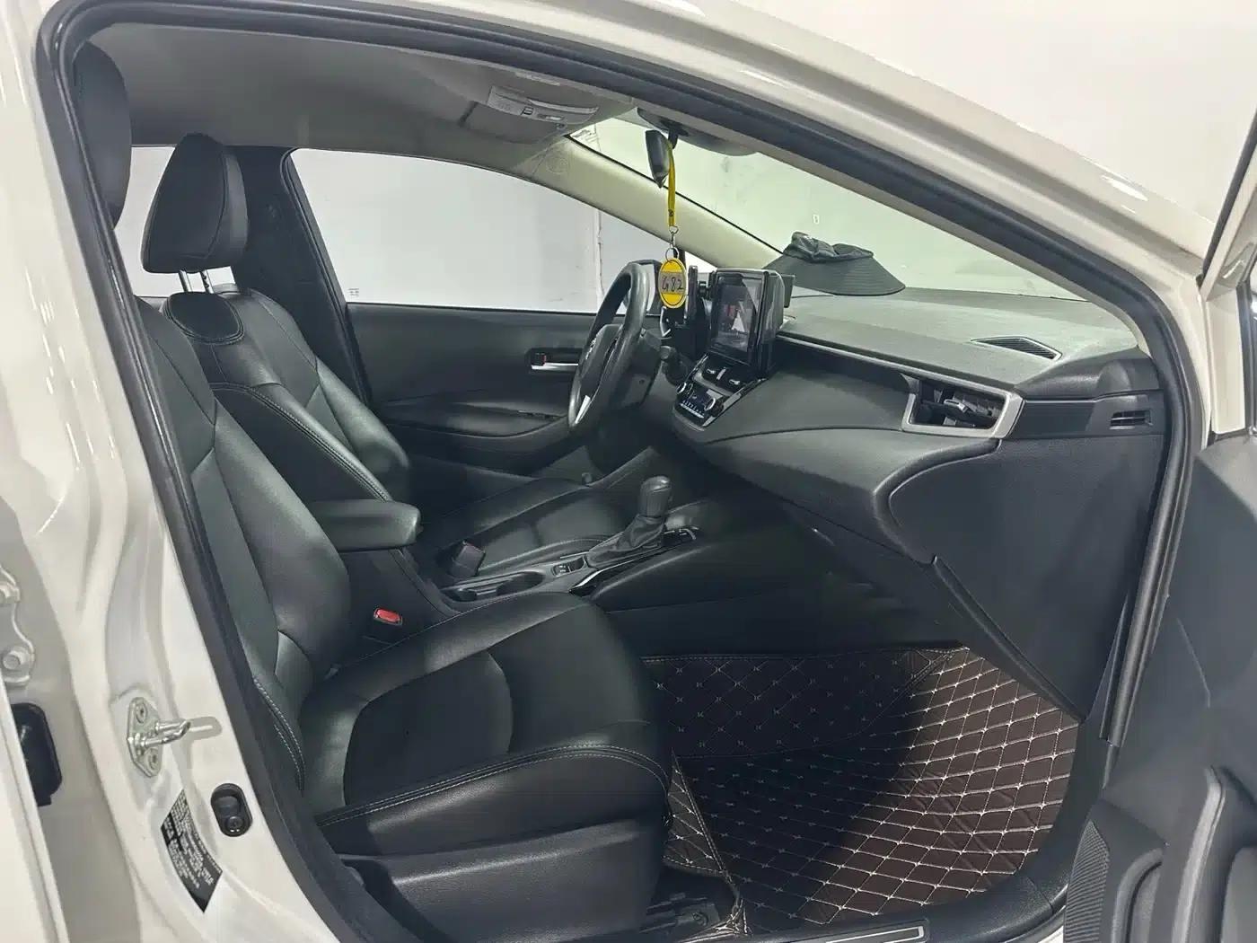 2021 Avalon 2.0L Entry-level Edition — миниатюра 8