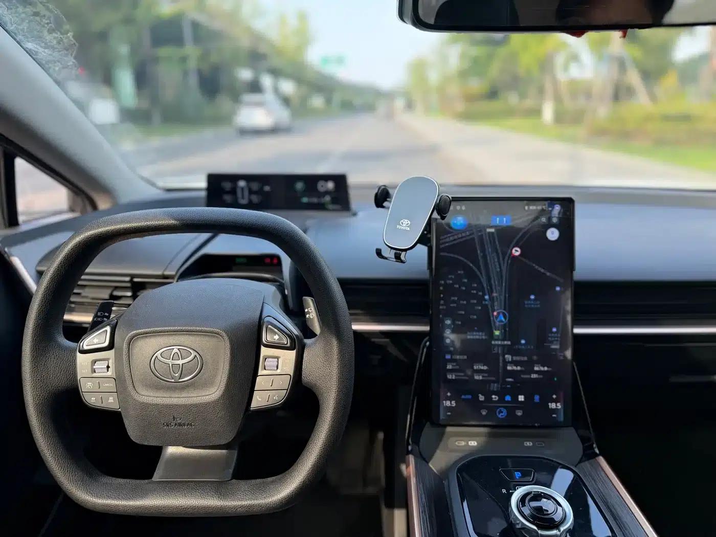 Toyota BZ3 2023 model, 517km, Elite PRO — миниатюра 10