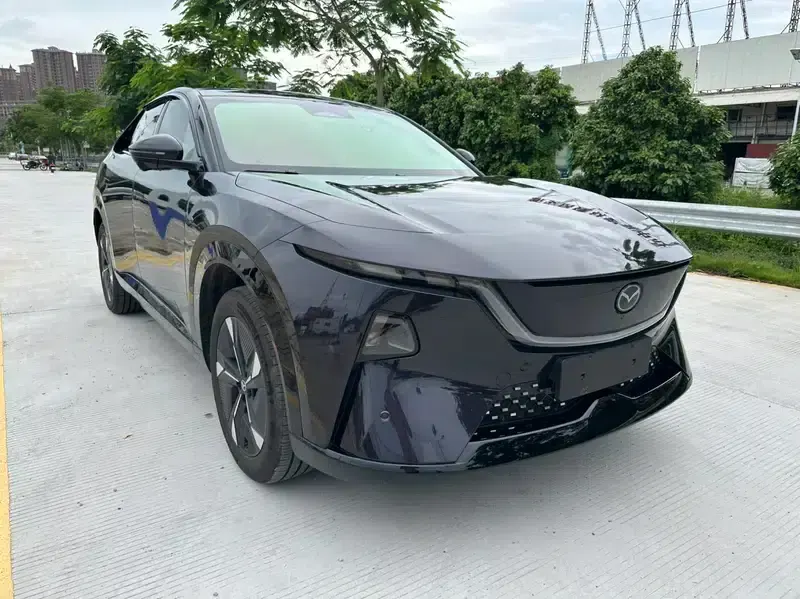 Mazda EZ-60 2025 Extended Range 200 Pro — миниатюра 3
