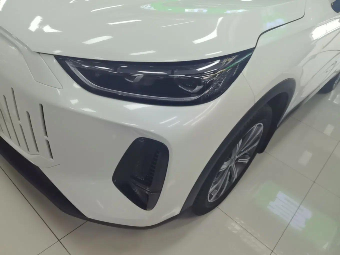 Chery Fengyun T9 2024 120 Long-Range Standard Version 5 Seats Lithium-NMC Battery — миниатюра 8