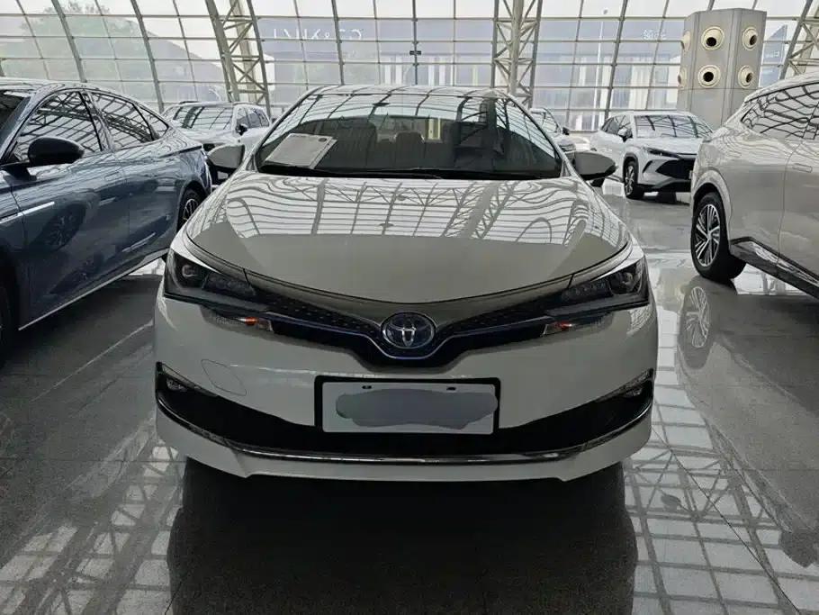 Corolla Hybrid E+ 2020 1.8L E-CVT Comfort Edition — миниатюра 2