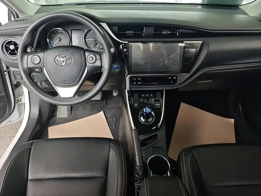 Corolla Hybrid E+ 2020 1.8L E-CVT Comfort Edition — миниатюра 12