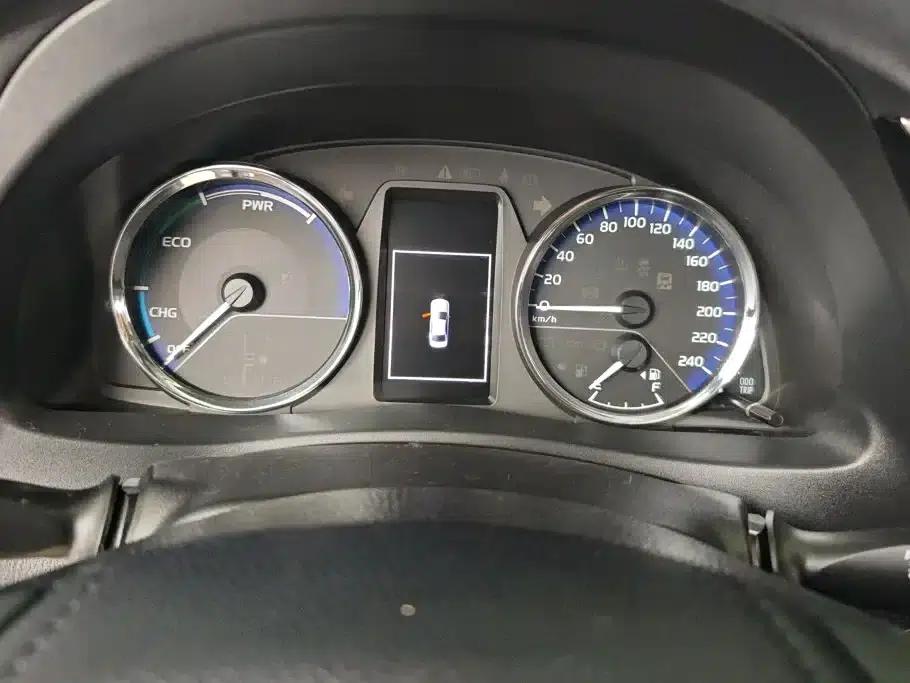 Corolla Hybrid E+ 2020 1.8L E-CVT Comfort Edition — миниатюра 14