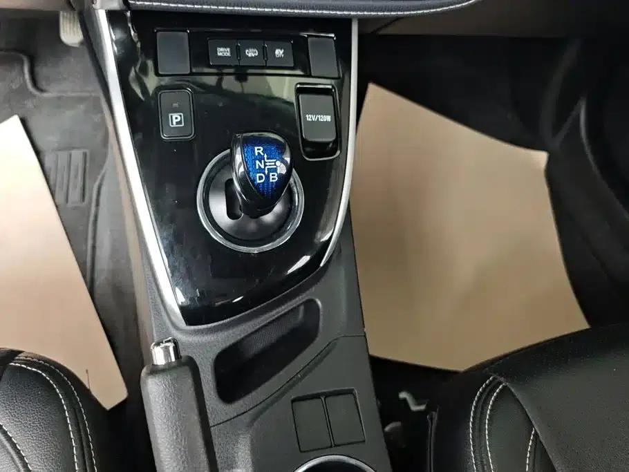 Corolla Hybrid E+ 2020 1.8L E-CVT Comfort Edition — миниатюра 16