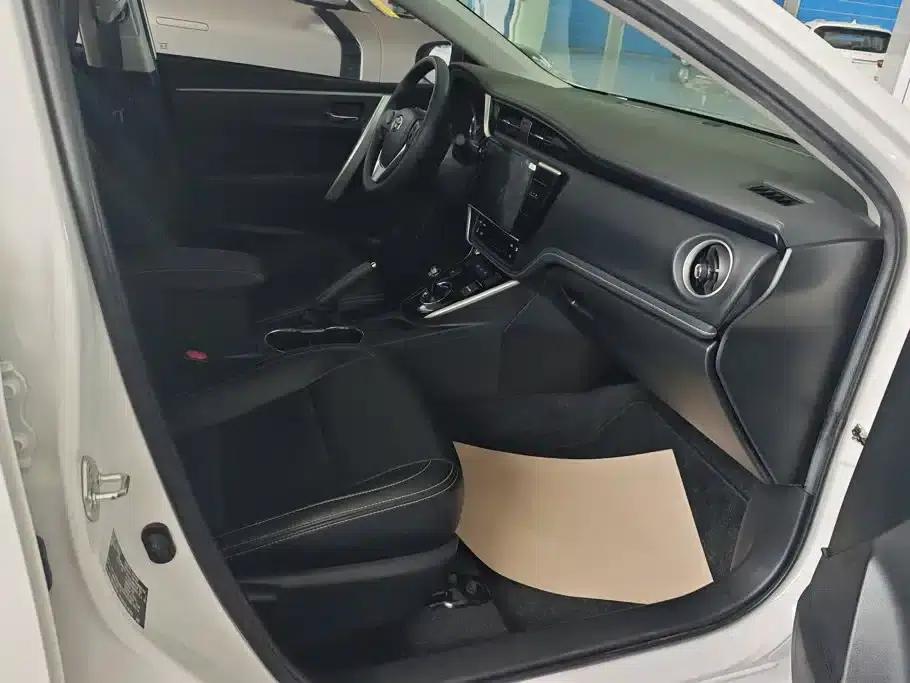 Corolla Hybrid E+ 2020 1.8L E-CVT Comfort Edition — миниатюра 8
