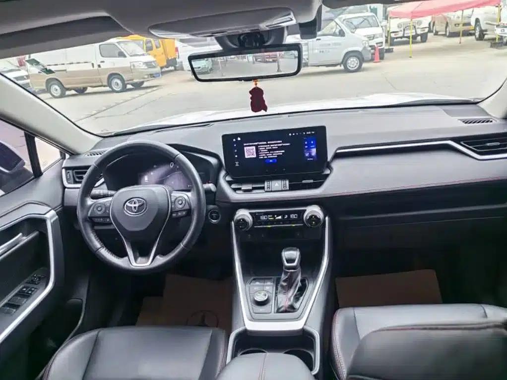 Highlander New Energy 2023 High-Performance Edition 2.5L AWD Exhilarating Version — миниатюра 7
