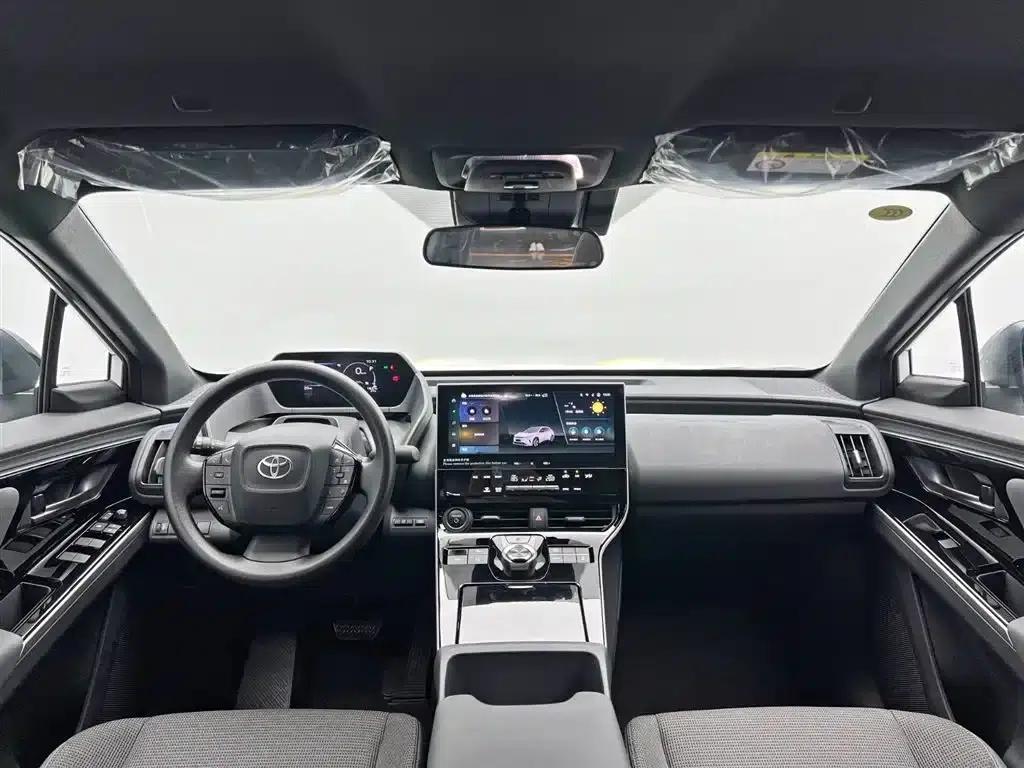 Platinum 4X 2025 Model 615 Air Edition — миниатюра 21