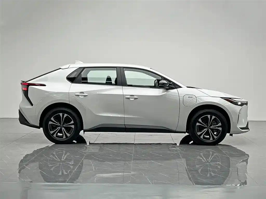Platinum 4X 2025 Model 615 Air Edition — миниатюра 7