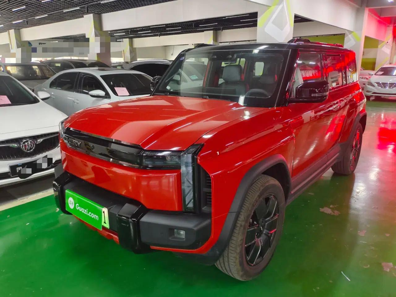Chery Fengyun Fulwin X3 Plus 2025 Model 501 Four-Wheel Drive Smart Leading Edition — миниатюра 1