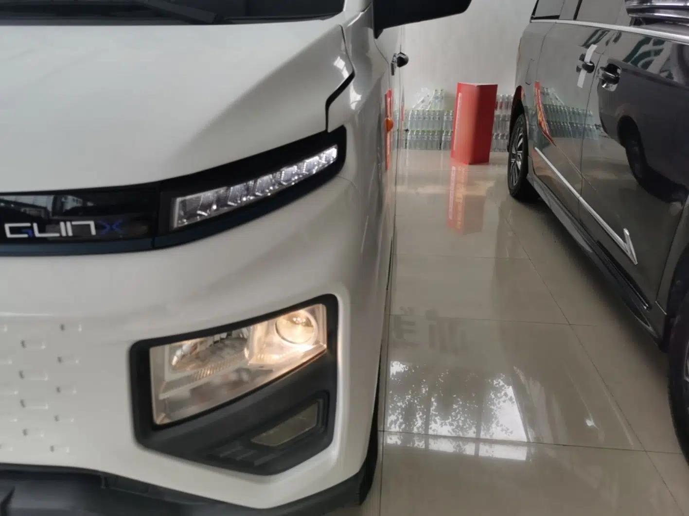 Farizon Xingxiang V 2023 V6E Zhonghang Lithium Battery 38.64kWh Value Edition — миниатюра 8