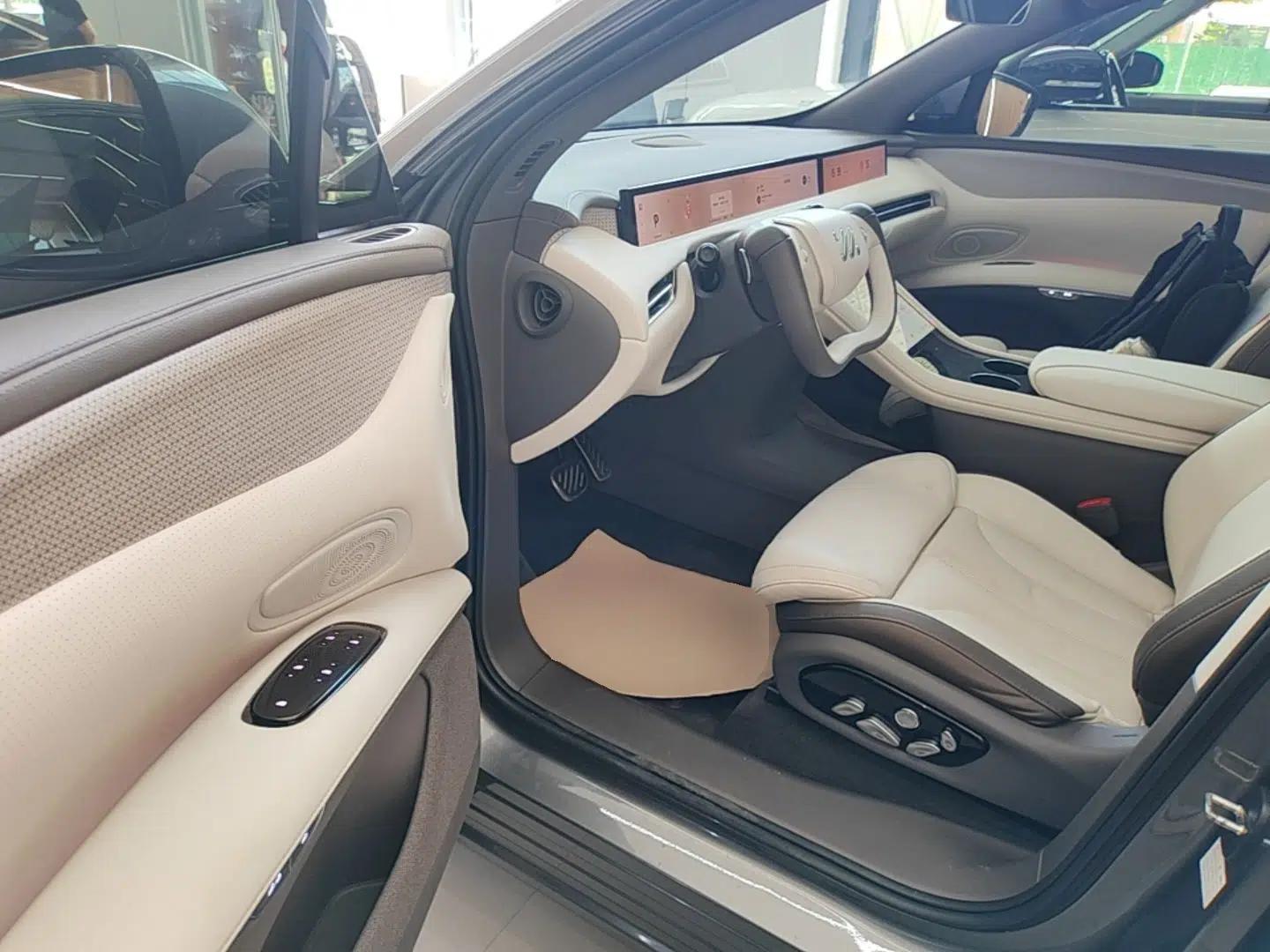 IM LS7 2023 100kWh Lux Rear-Drive Version — миниатюра 18
