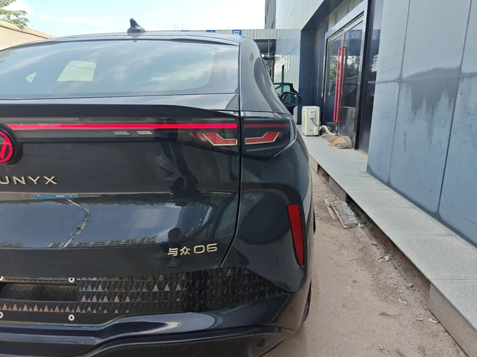 Volkswagen ID.UNYX 2025 Pure Model — миниатюра 9