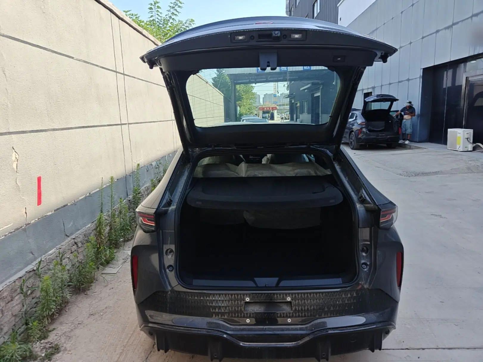 Volkswagen ID.UNYX 2025 Pure Model — миниатюра 22