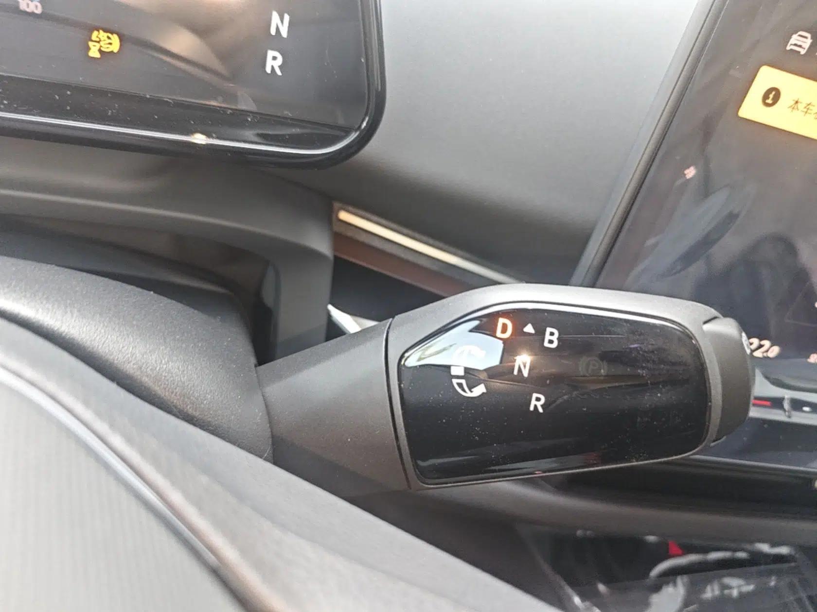 Volkswagen ID.UNYX 2025 Pure Model — миниатюра 16