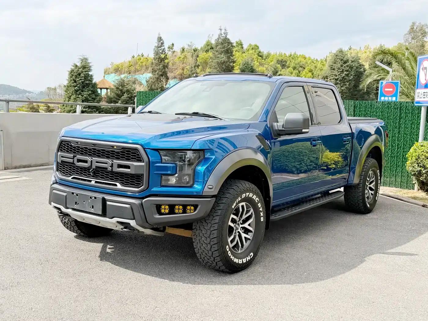 2017 Ford F-150 Raptor 3.5T Raptor Performance Enhanced Edition — миниатюра 1