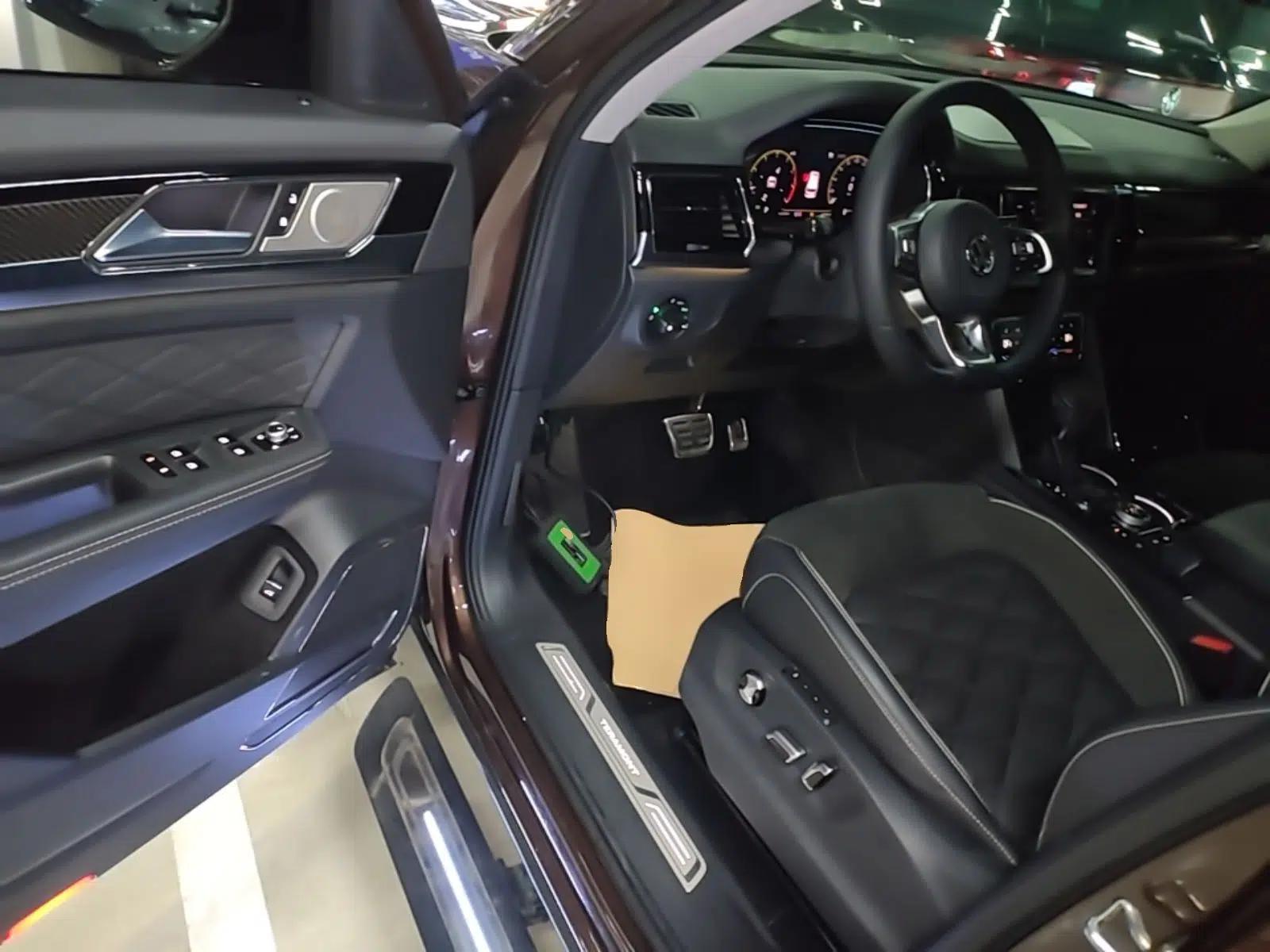 Volkswagen Teramont X 2020 380TSI Four-Wheel Drive Prestige Luxury Edition — миниатюра 18