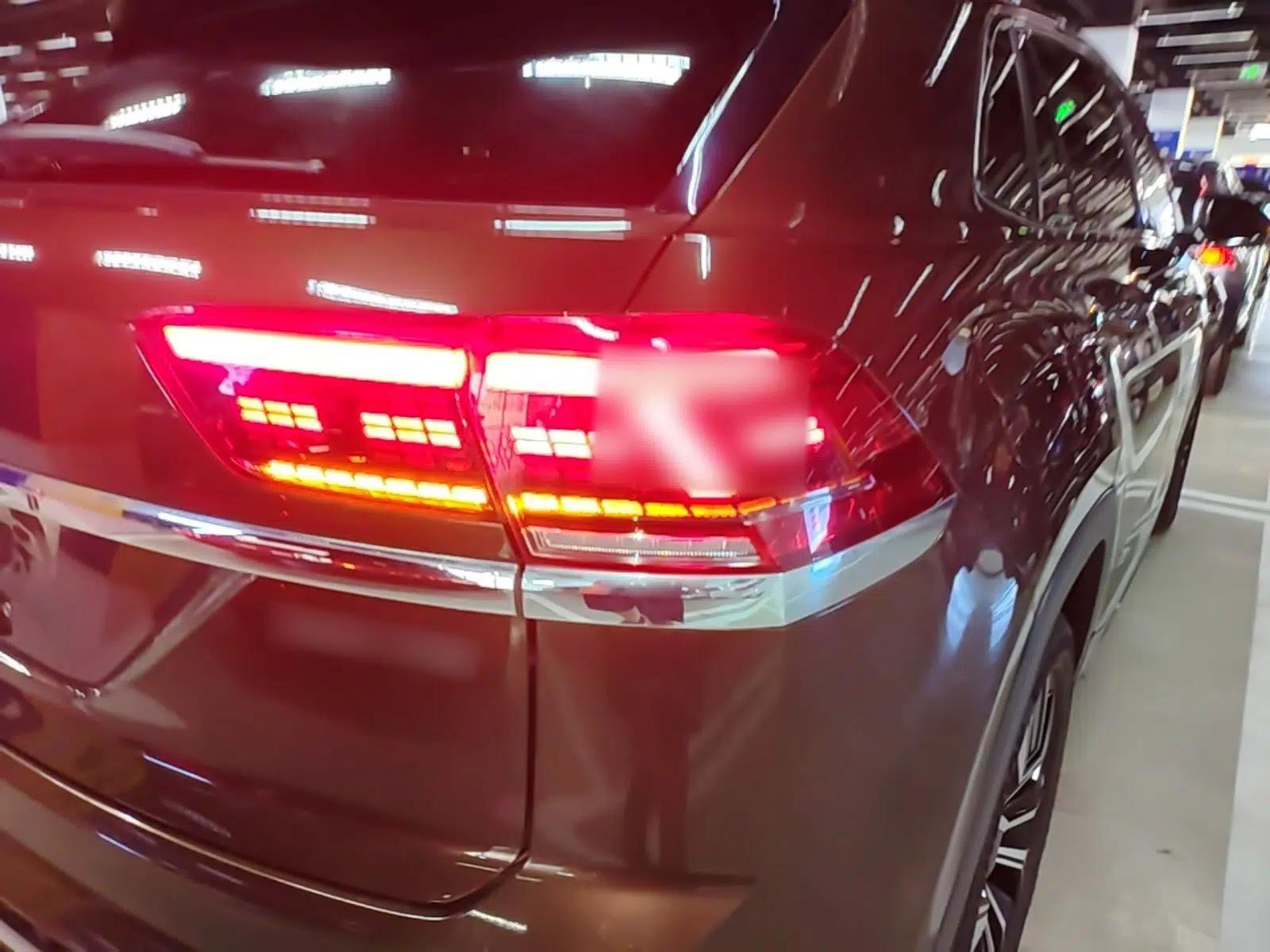 Volkswagen Teramont X 2020 380TSI Four-Wheel Drive Prestige Luxury Edition — миниатюра 9