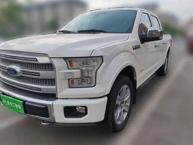 Ford F-150 2017 Ford F-150, automatic transmission, 3.5-liter gasoline engine, five seats, parallel import.