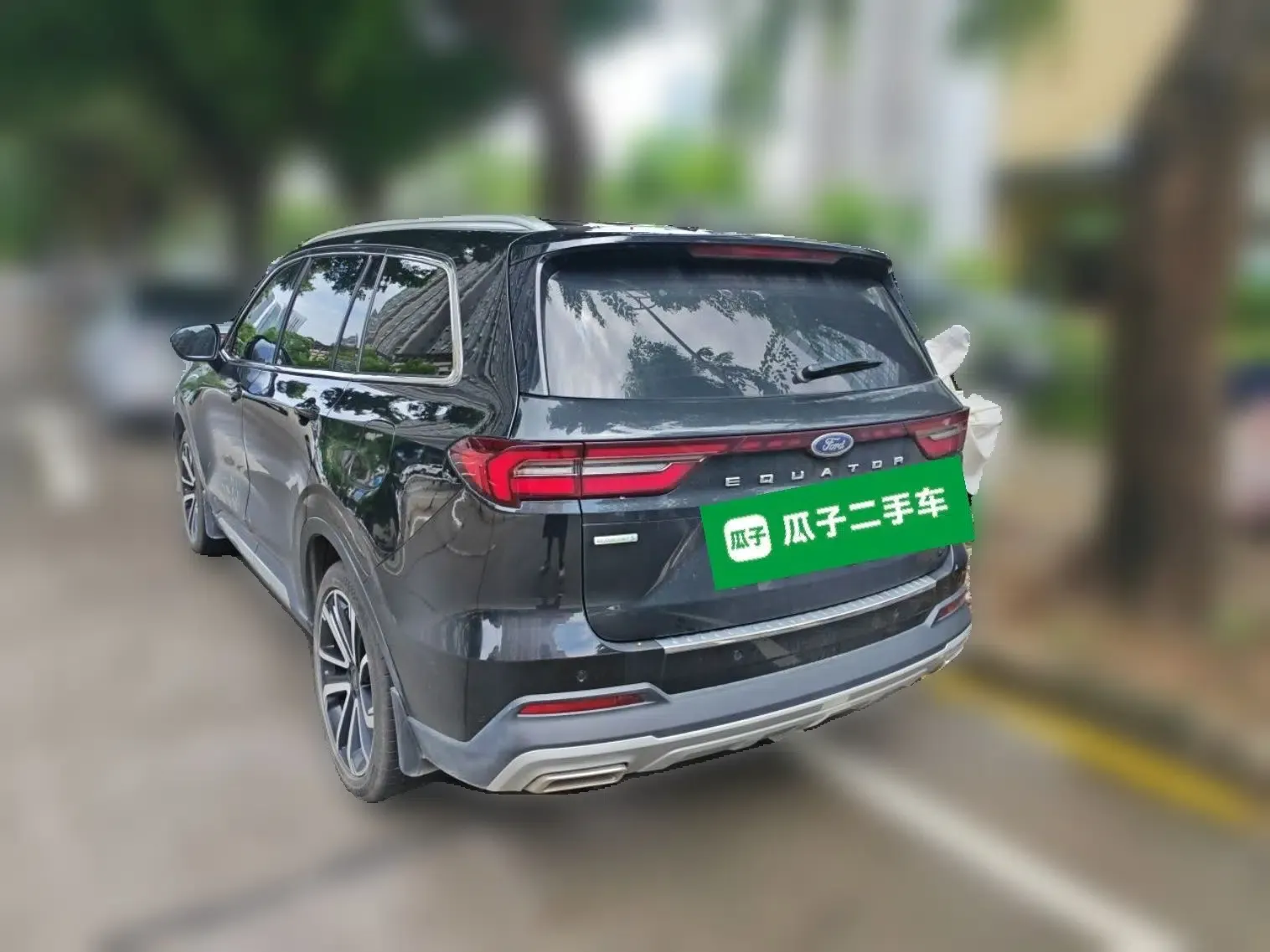Ford Equator 2023 EcoBoost 225 Premier 7-Seater (2/3/2) — миниатюра 4