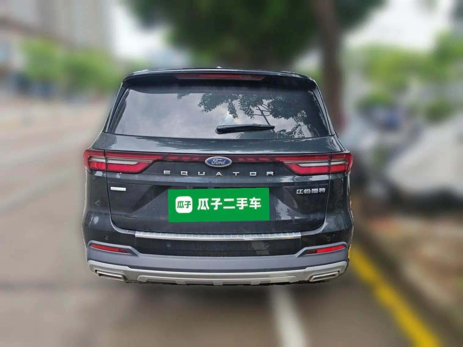 Ford Equator 2023 EcoBoost 225 Premier 7-Seater (2/3/2) — миниатюра 5