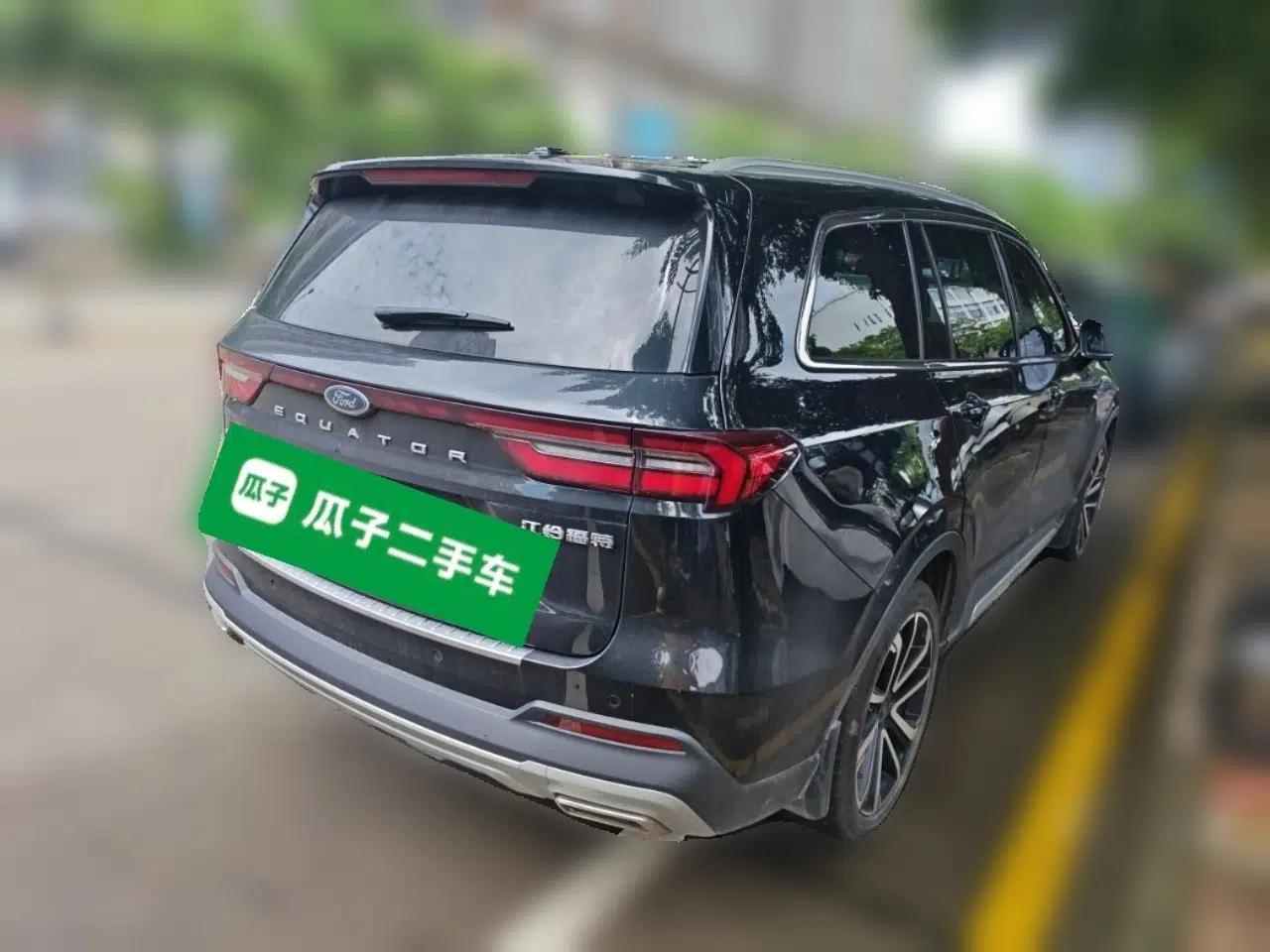 Ford Equator 2023 EcoBoost 225 Premier 7-Seater (2/3/2) — миниатюра 6