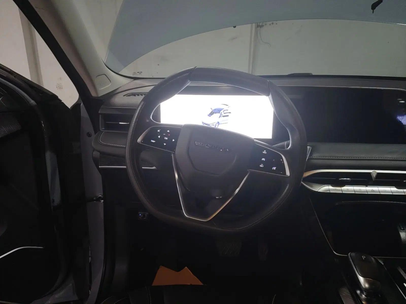 Venucia V 2021 260T Idol Edition — миниатюра 13